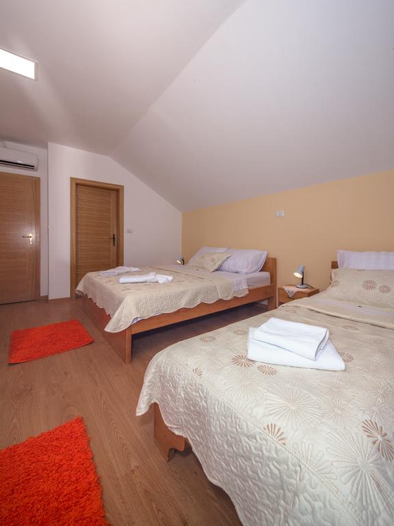 Plitvice Rooms Smoljanac Esterno foto